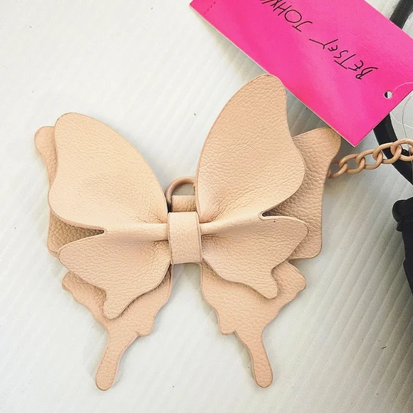 Betsey Johnson Black Floral Crossbody Bag With Butterfly Bag Tag Removable Strap - Picture 4 of 10